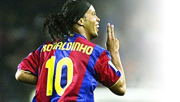 Giới thiệu thông tin về tiểu sử cầu thủ Ronaldinho